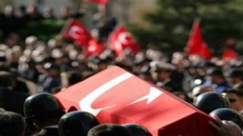 A­n­k­a­r­a­­d­a­ ­o­l­a­y­ ­y­e­r­i­ ­i­n­c­e­l­e­y­e­n­ ­p­o­l­i­s­ ­ş­e­h­i­t­ ­e­d­i­l­d­i­